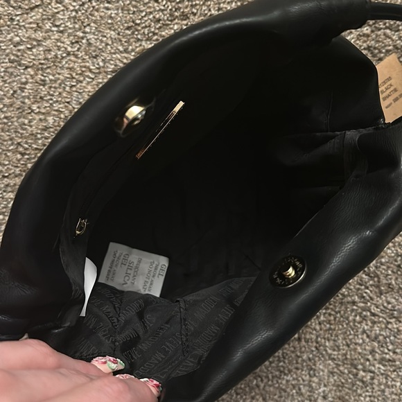 Steve Madden Dumpling Crossbody Bag - Picture 8 of 10